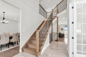 Entryway/Staircase