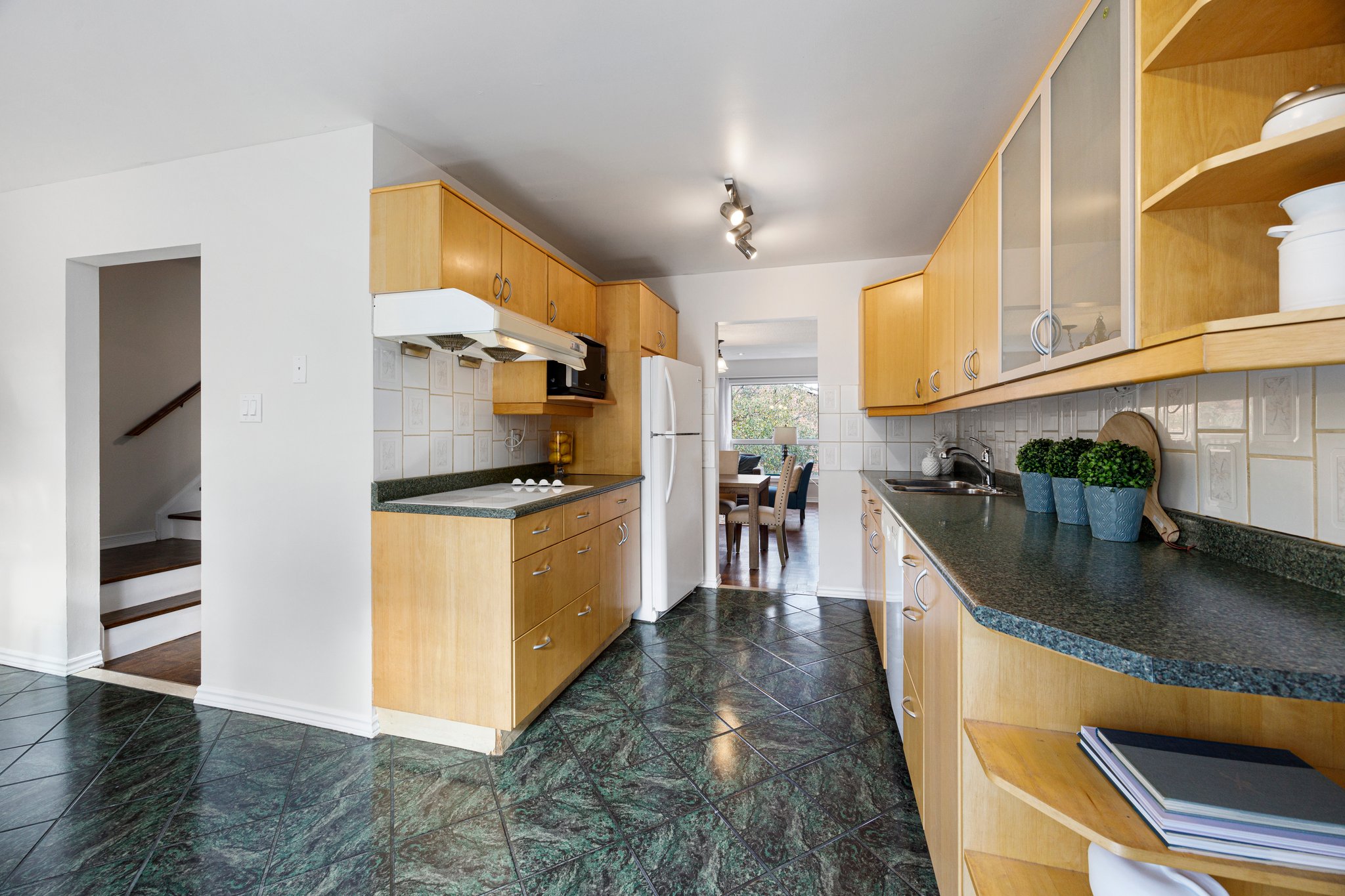 Toronto property showcase — delivered property photograph 9