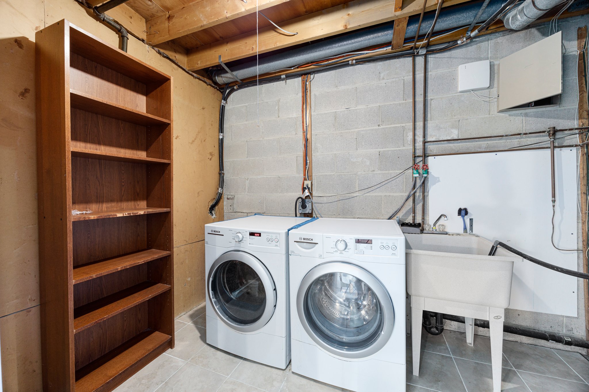 Toronto property showcase — delivered property photograph 3