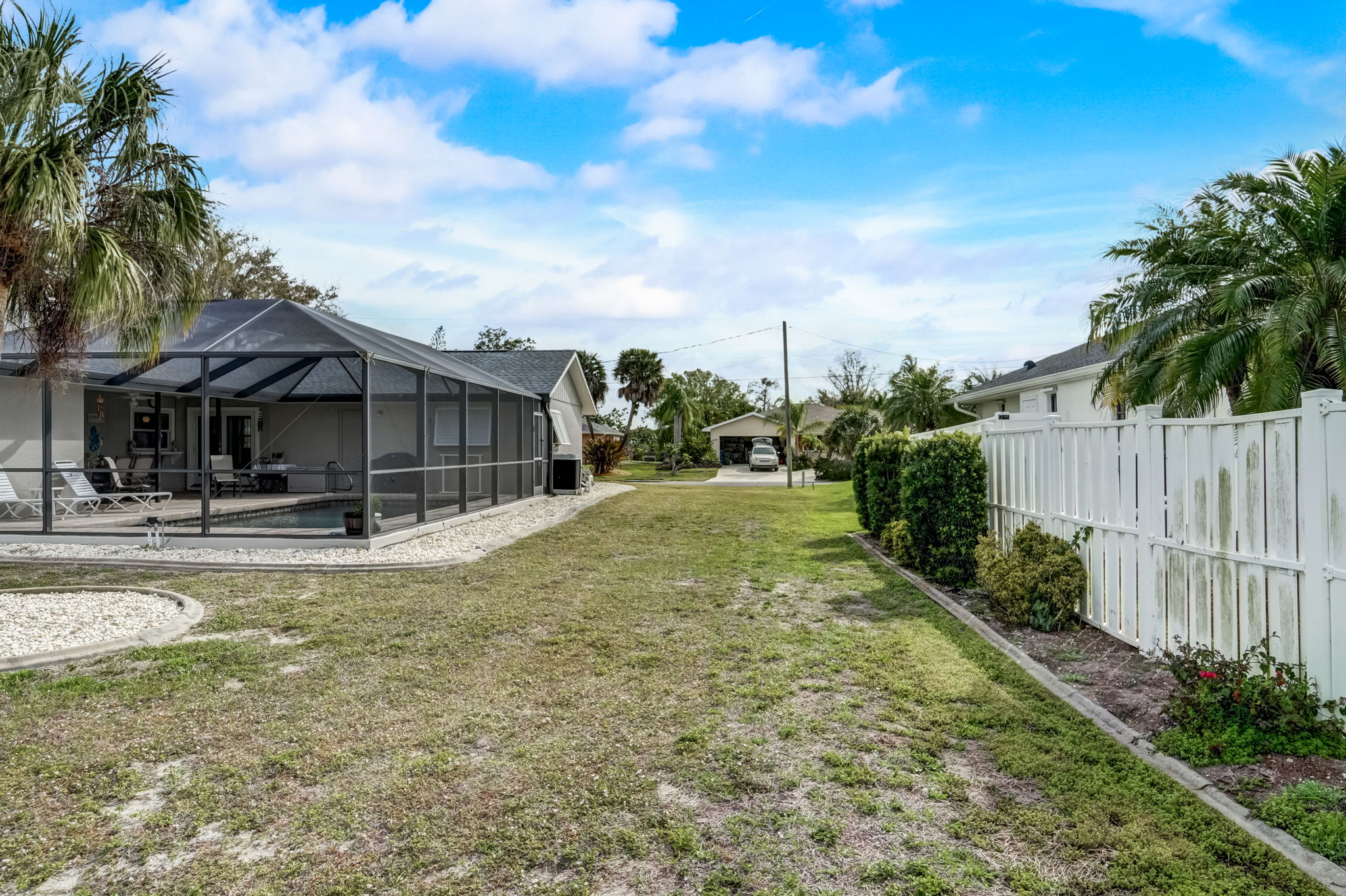 18 Clintwood Ave, Englewood, FL 34223 ShowingTime+ Listing Media Services