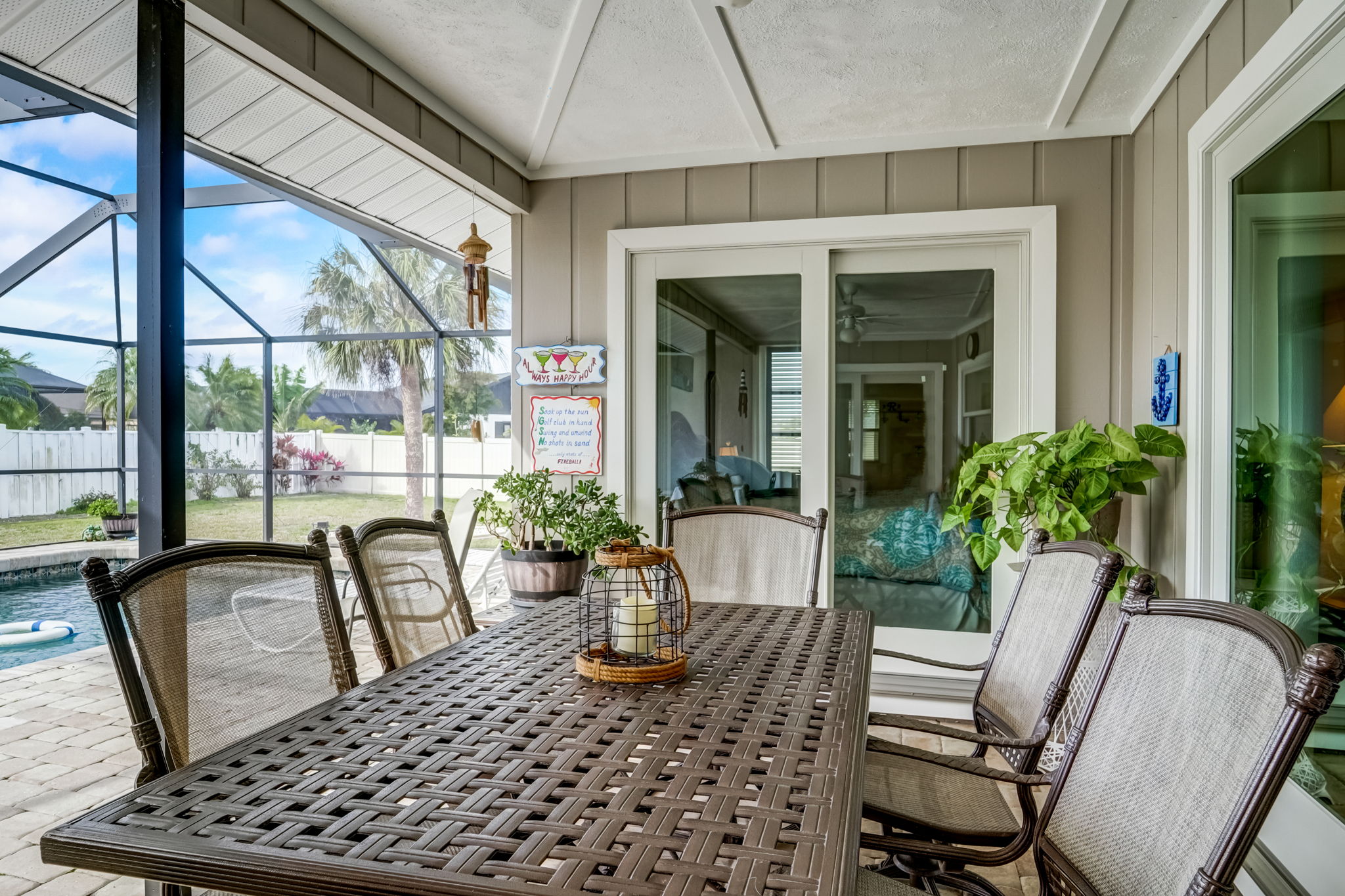 18 Clintwood Ave, Englewood, FL 34223 ShowingTime+ Listing Media Services