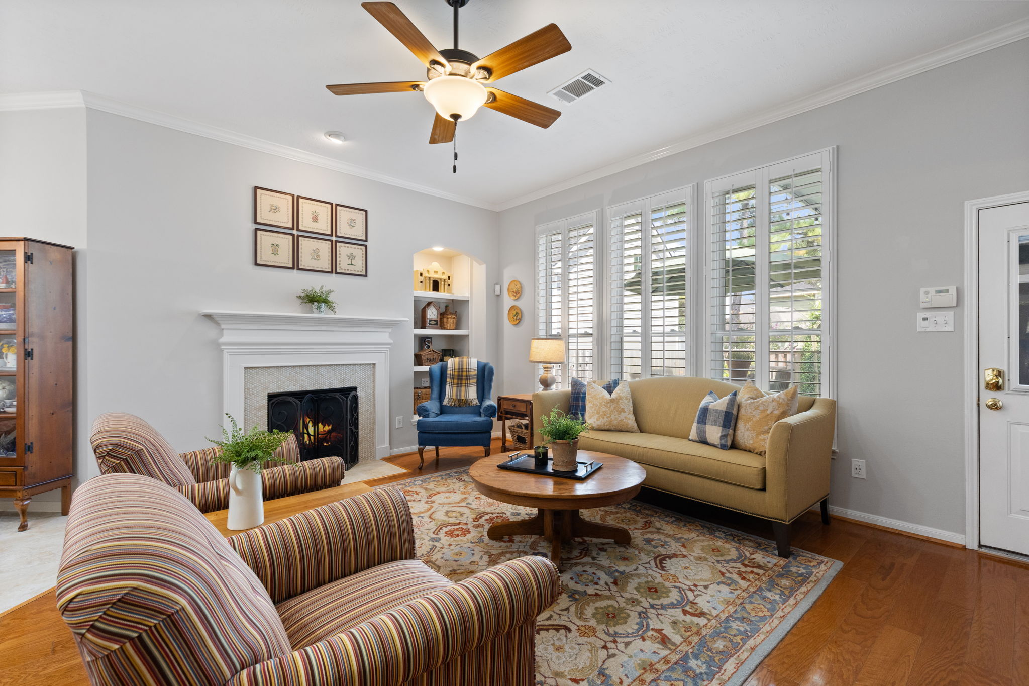  Photo 34