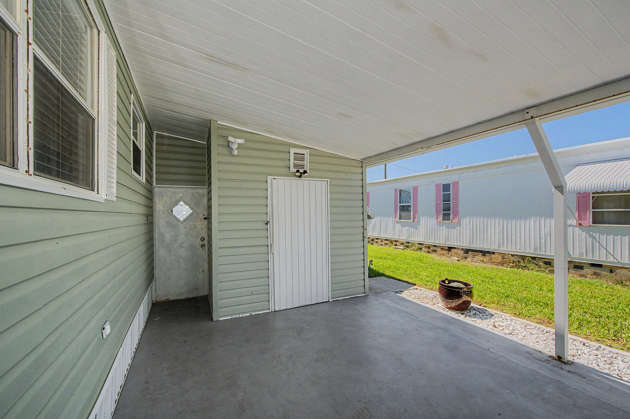 Car Port 2