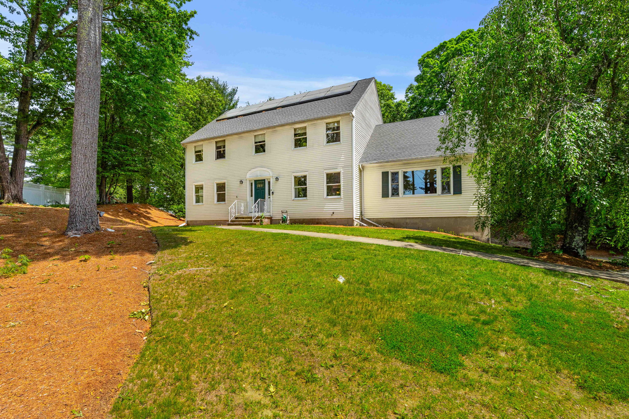 18 Equestrian Dr, North Andover, MA 01845, USA Photo 2