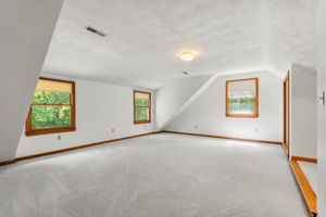 18 Equestrian Dr, North Andover, MA 01845, USA Photo 19
