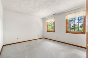 18 Equestrian Dr, North Andover, MA 01845, USA Photo 22