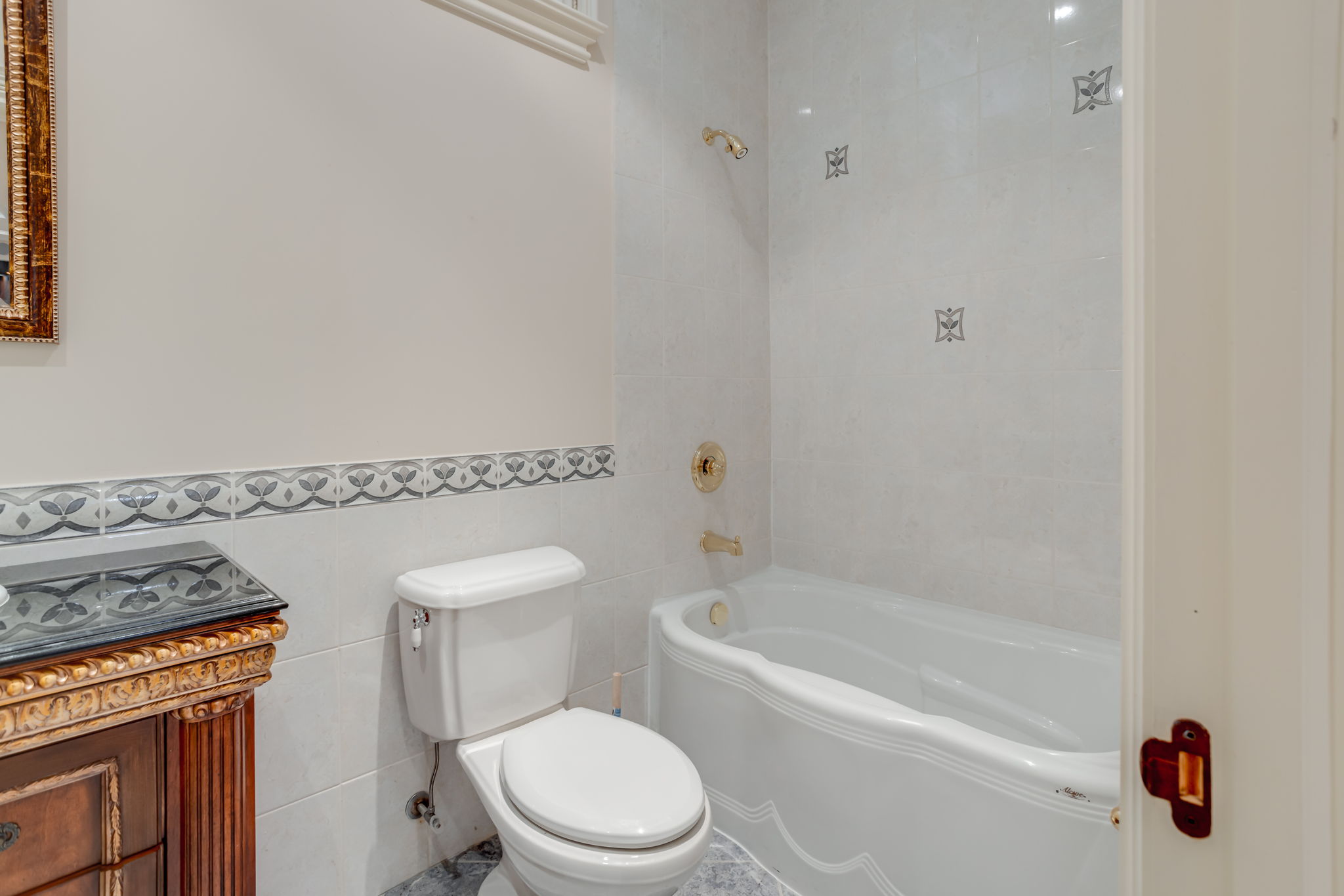  18 Farina Dr, Brampton, ON L6P 0E3, US Photo 104