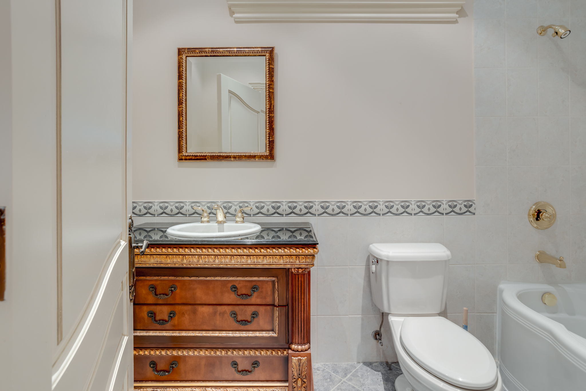  18 Farina Dr, Brampton, ON L6P 0E3, US Photo 103