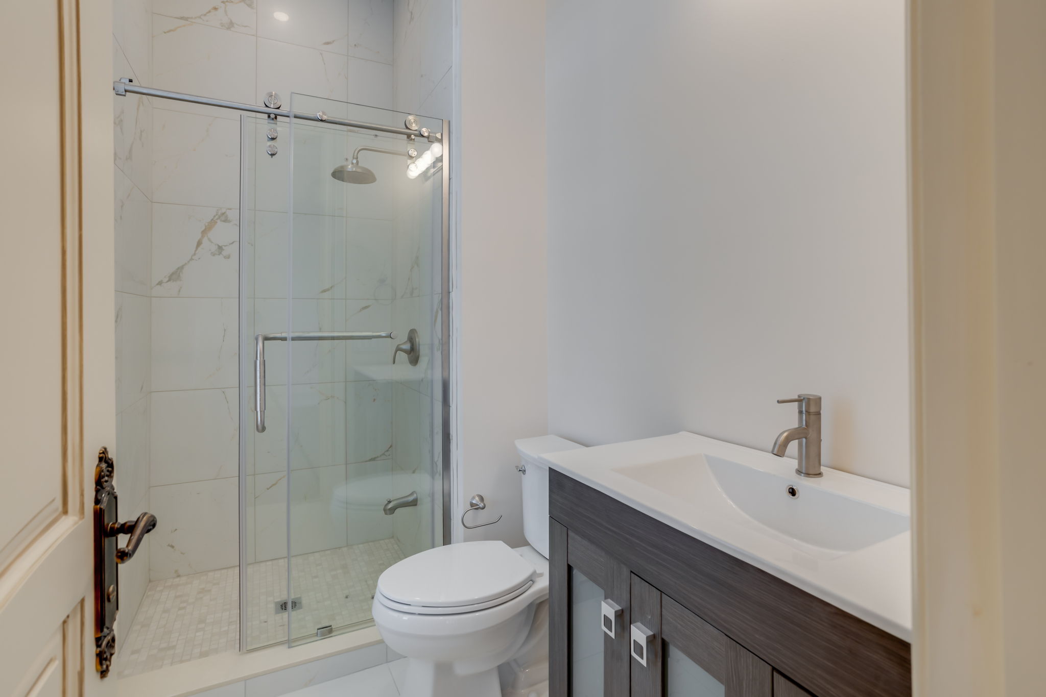  18 Farina Dr, Brampton, ON L6P 0E3, US Photo 72