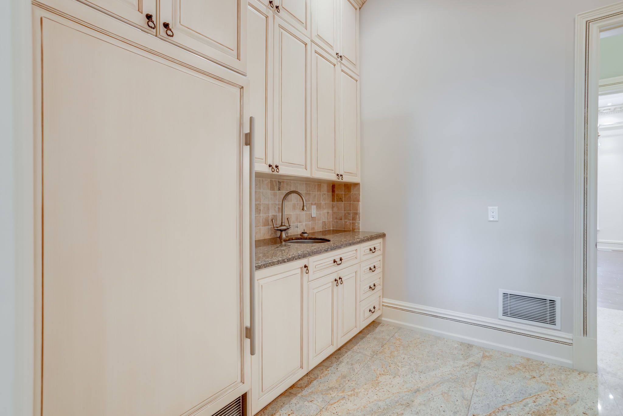  18 Farina Dr, Brampton, ON L6P 0E3, US Photo 58
