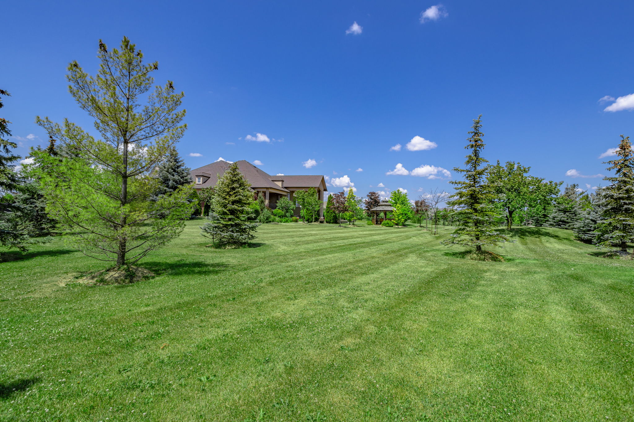  18 Farina Dr, Brampton, ON L6P 0E3, US Photo 24