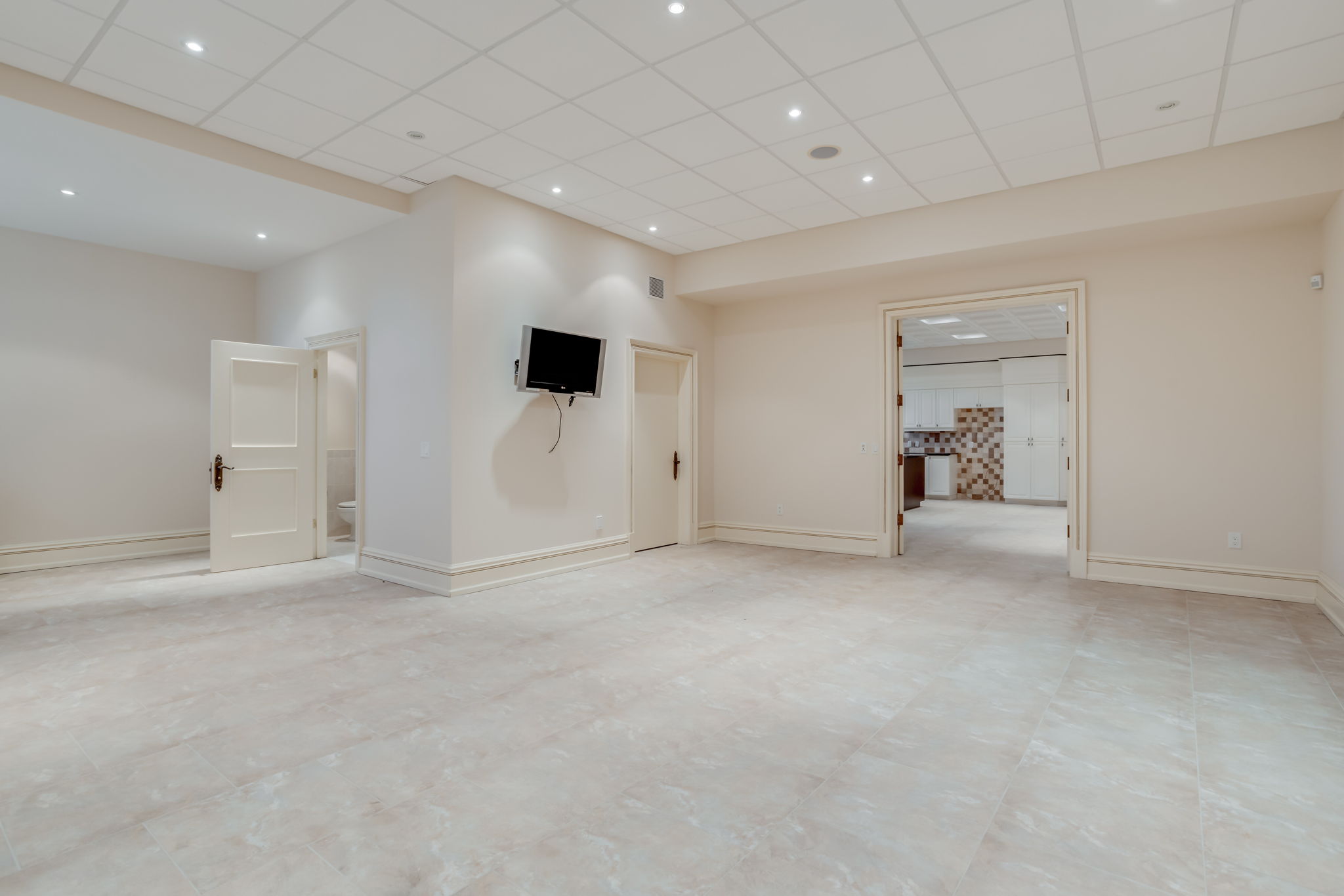  18 Farina Dr, Brampton, ON L6P 0E3, US Photo 107