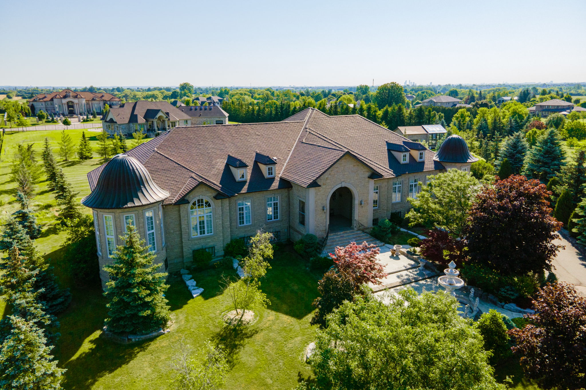 18 Farina Dr, Brampton, ON L6P 0E3, US Photo 8