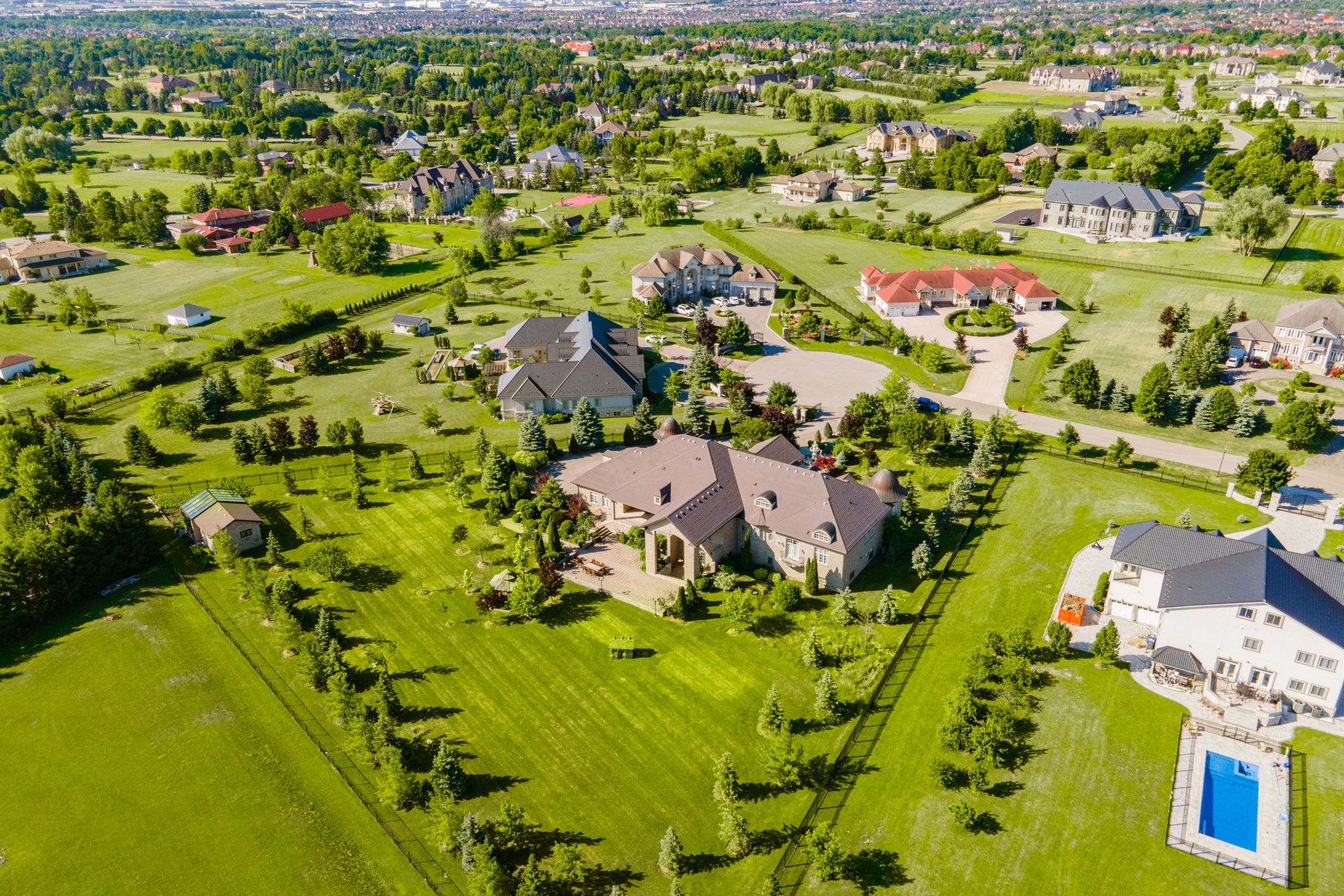  18 Farina Dr, Brampton, ON L6P 0E3, US Photo 3