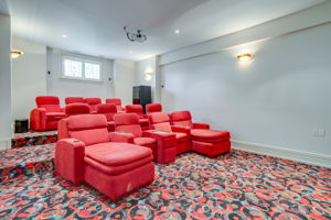  18 Farina Dr, Brampton, ON L6P 0E3, US Photo 125