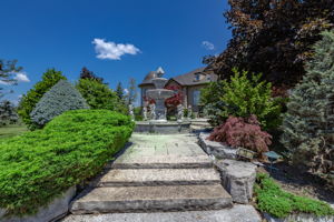  18 Farina Dr, Brampton, ON L6P 0E3, US Photo 35