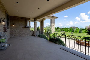  18 Farina Dr, Brampton, ON L6P 0E3, US Photo 10
