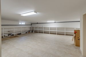  18 Farina Dr, Brampton, ON L6P 0E3, US Photo 97
