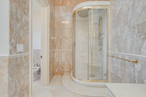  18 Farina Dr, Brampton, ON L6P 0E3, US Photo 90