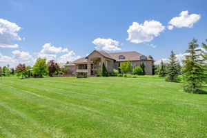  18 Farina Dr, Brampton, ON L6P 0E3, US Photo 27