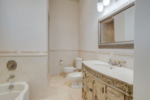  18 Farina Dr, Brampton, ON L6P 0E3, US Photo 80