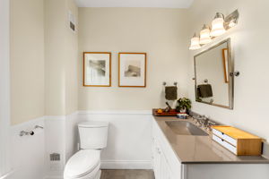 18 Felt St, Salem, MA 01970, USA Photo 36