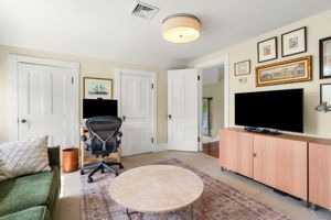 18 Felt St, Salem, MA 01970, USA Photo 40
