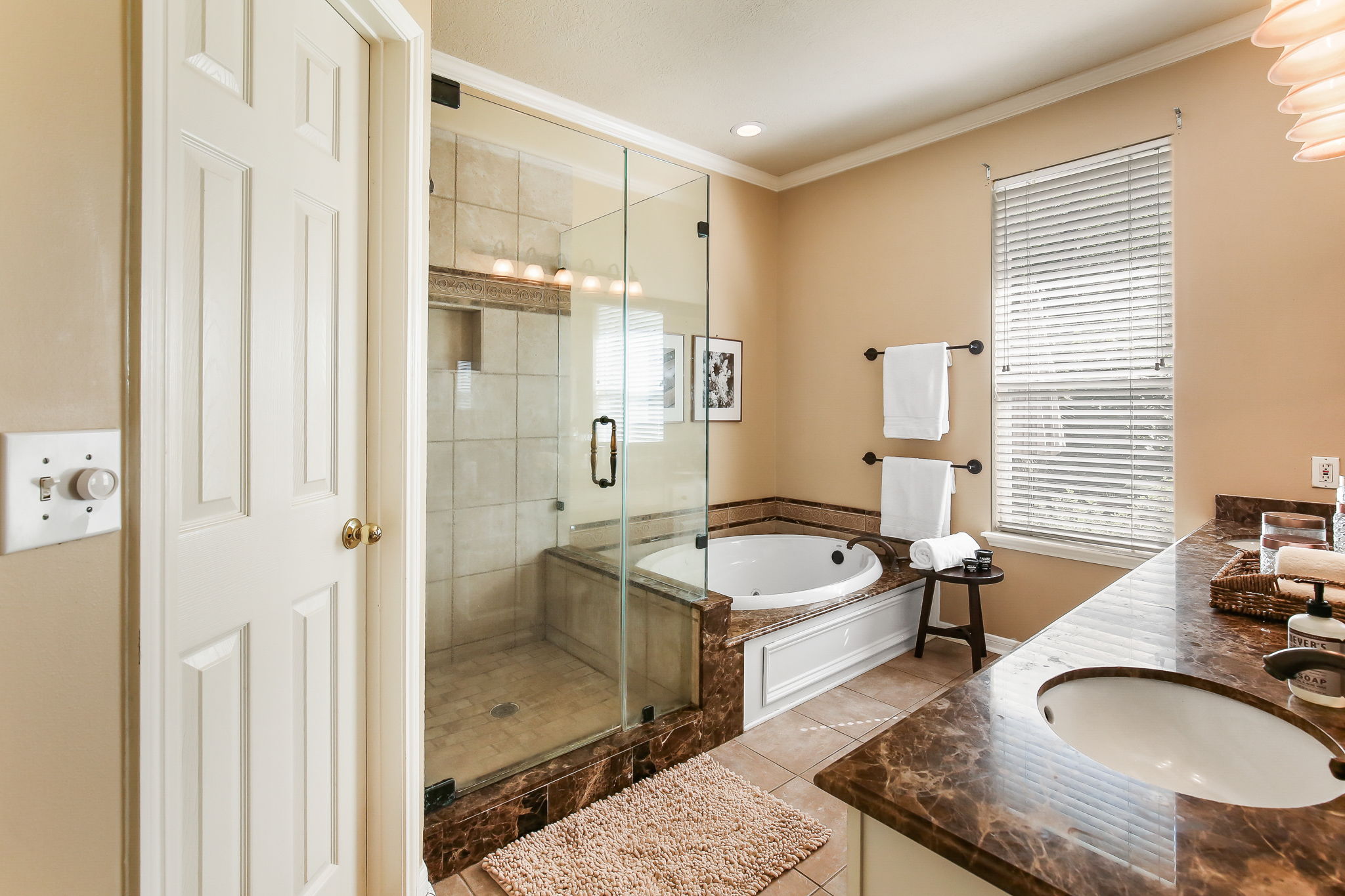  18 Firethorn Pl, Spring, TX 77382, US Photo 28