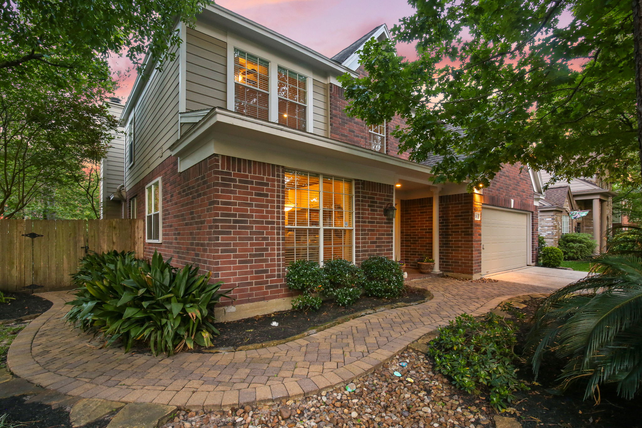  18 Firethorn Pl, Spring, TX 77382, US Photo 3