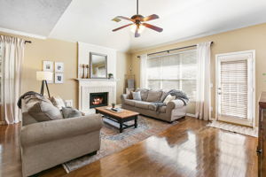  18 Firethorn Pl, Spring, TX 77382, US Photo 20