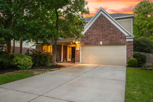  18 Firethorn Pl, Spring, TX 77382, US Photo 1