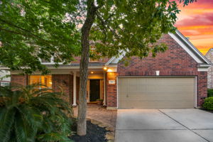  18 Firethorn Pl, Spring, TX 77382, US Photo 0