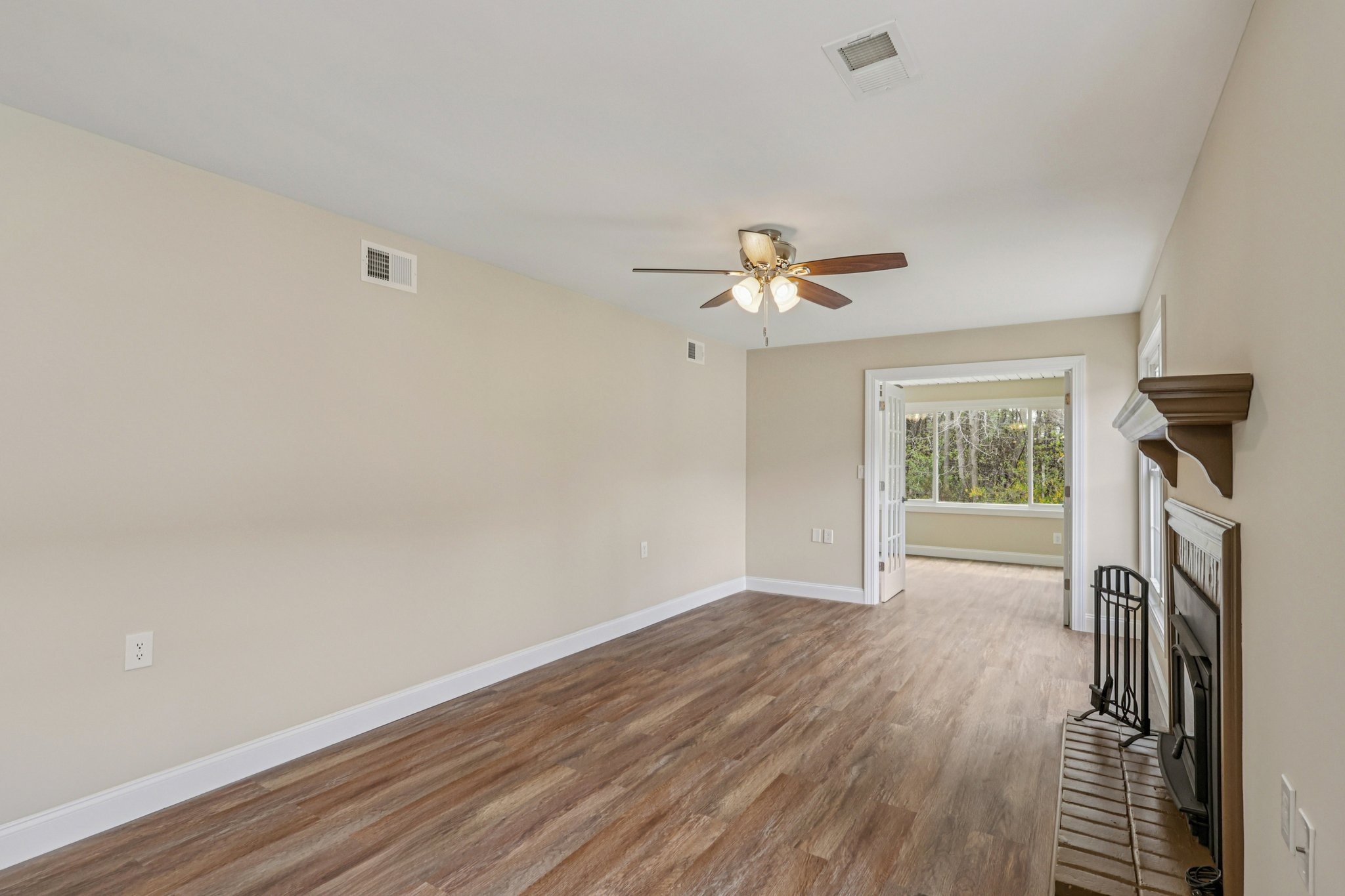 18 Flintshire Ter-S1404-021.jpg