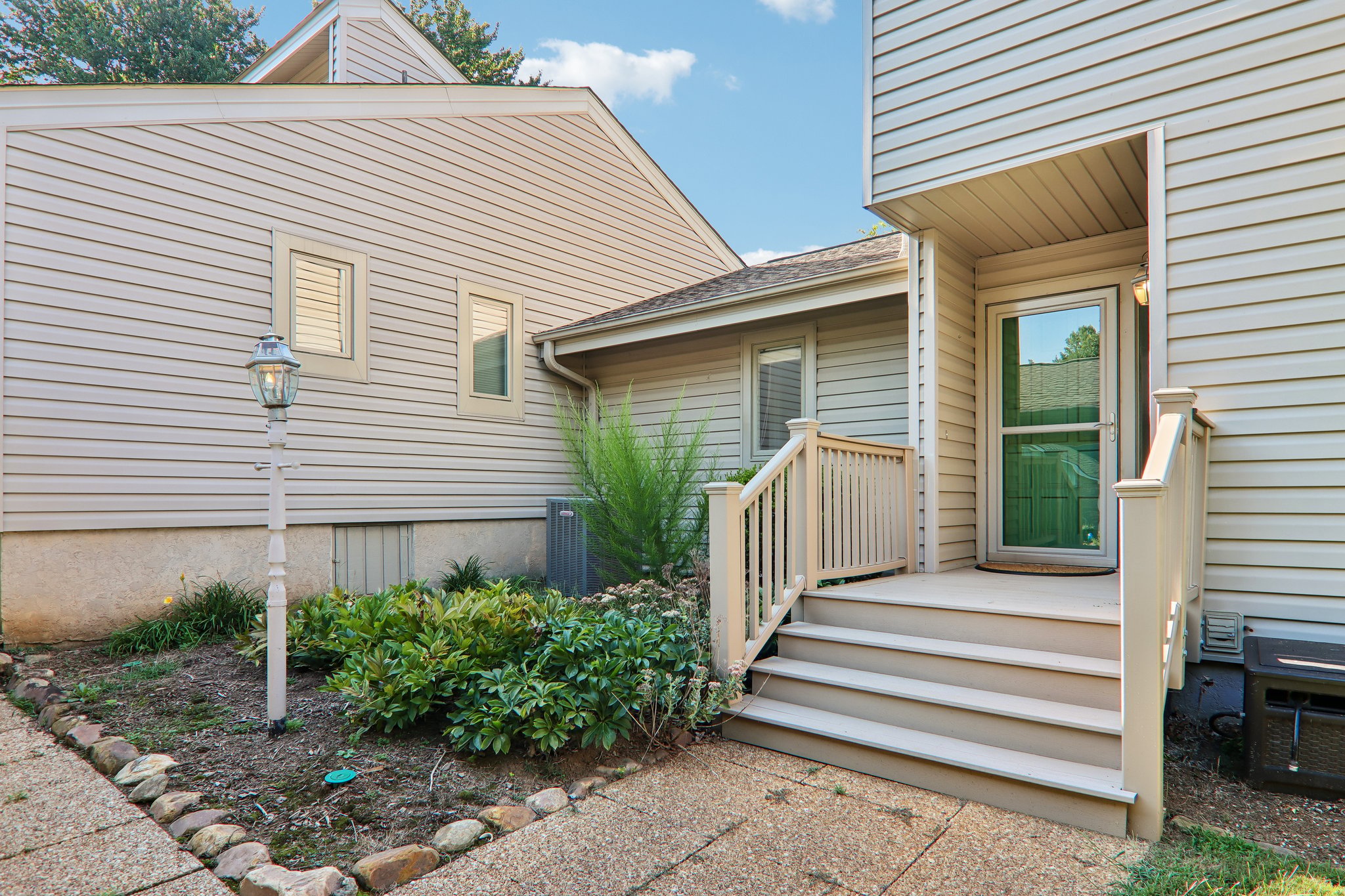 Foxmoor Ct-S0309-006.jpg