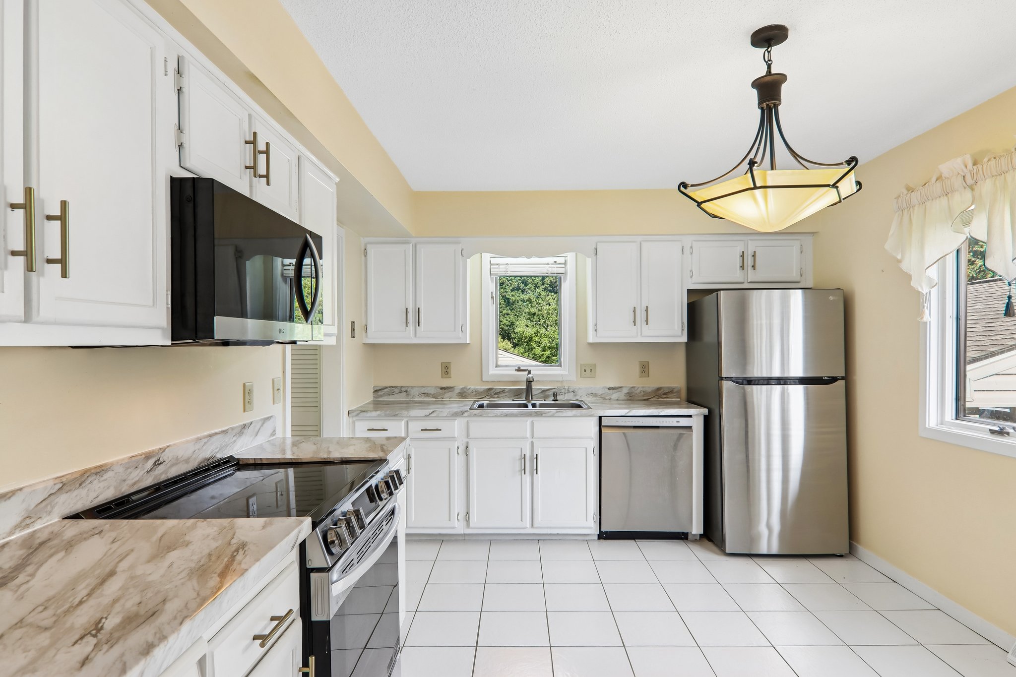 Foxmoor Ct-S0309-016.jpg