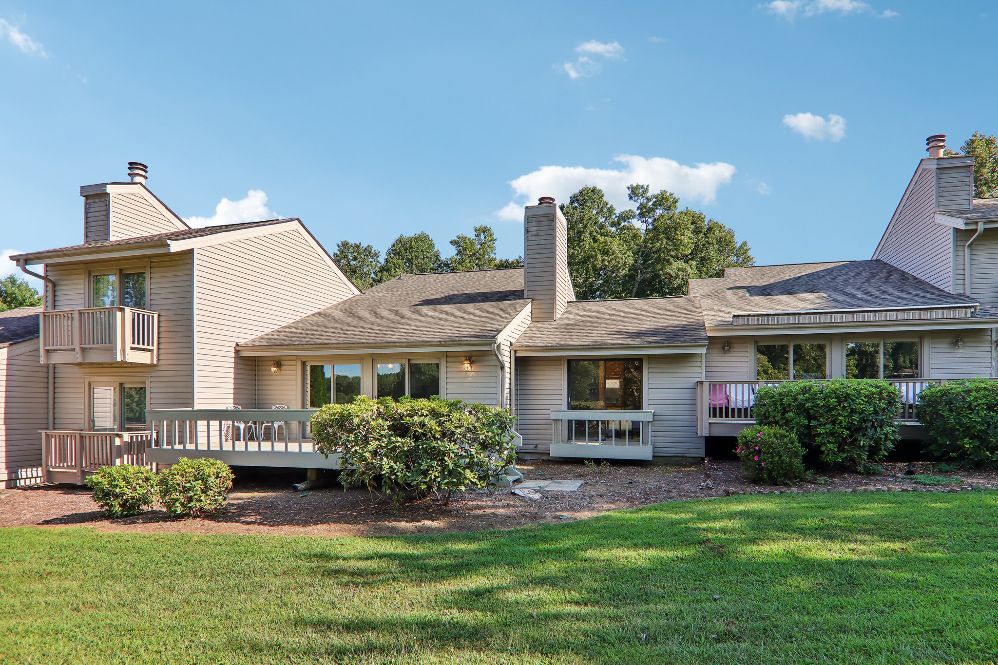 Foxmoor Ct-S0309-042.jpg