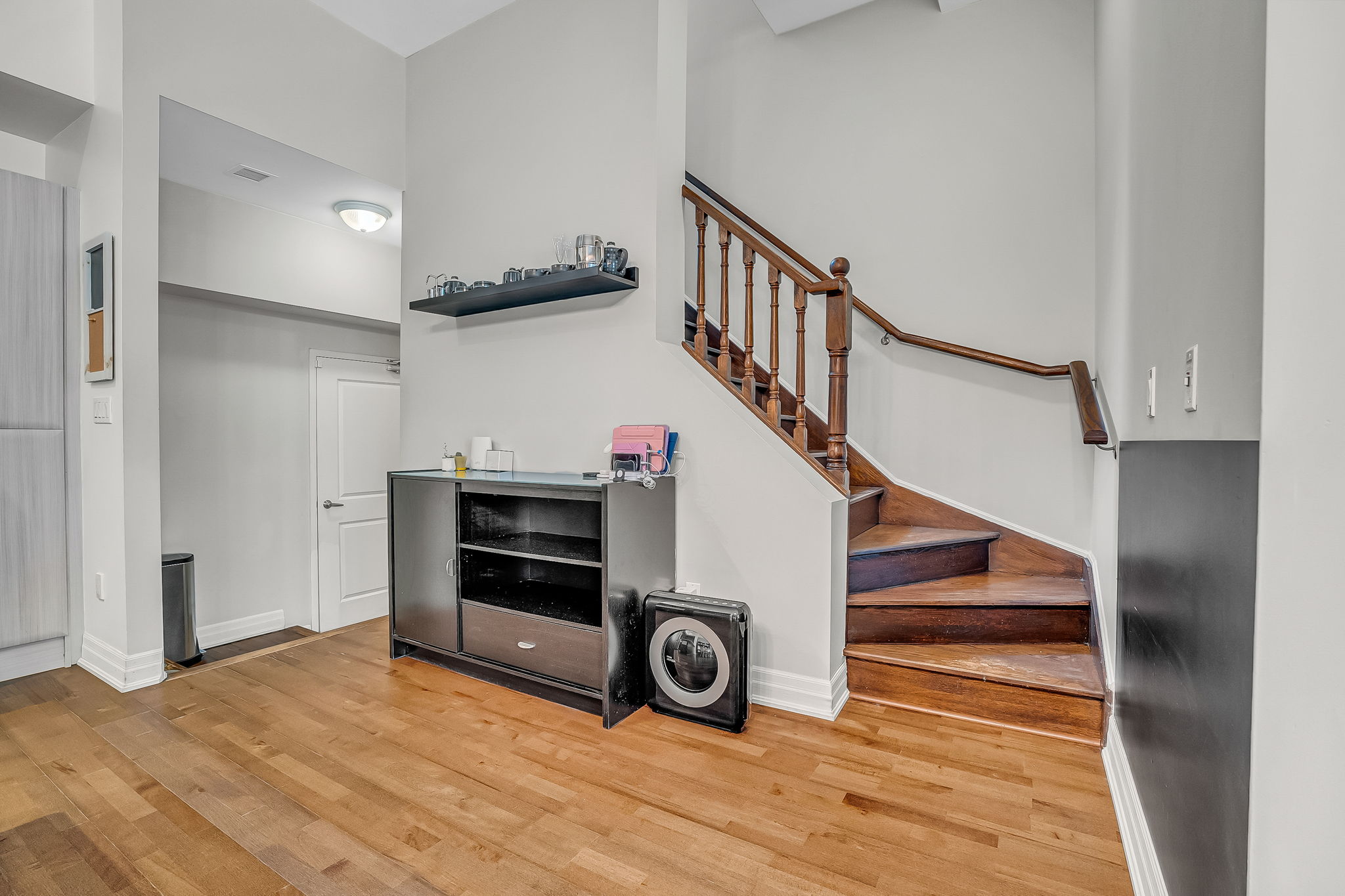 17-staircase to 2nd floor1