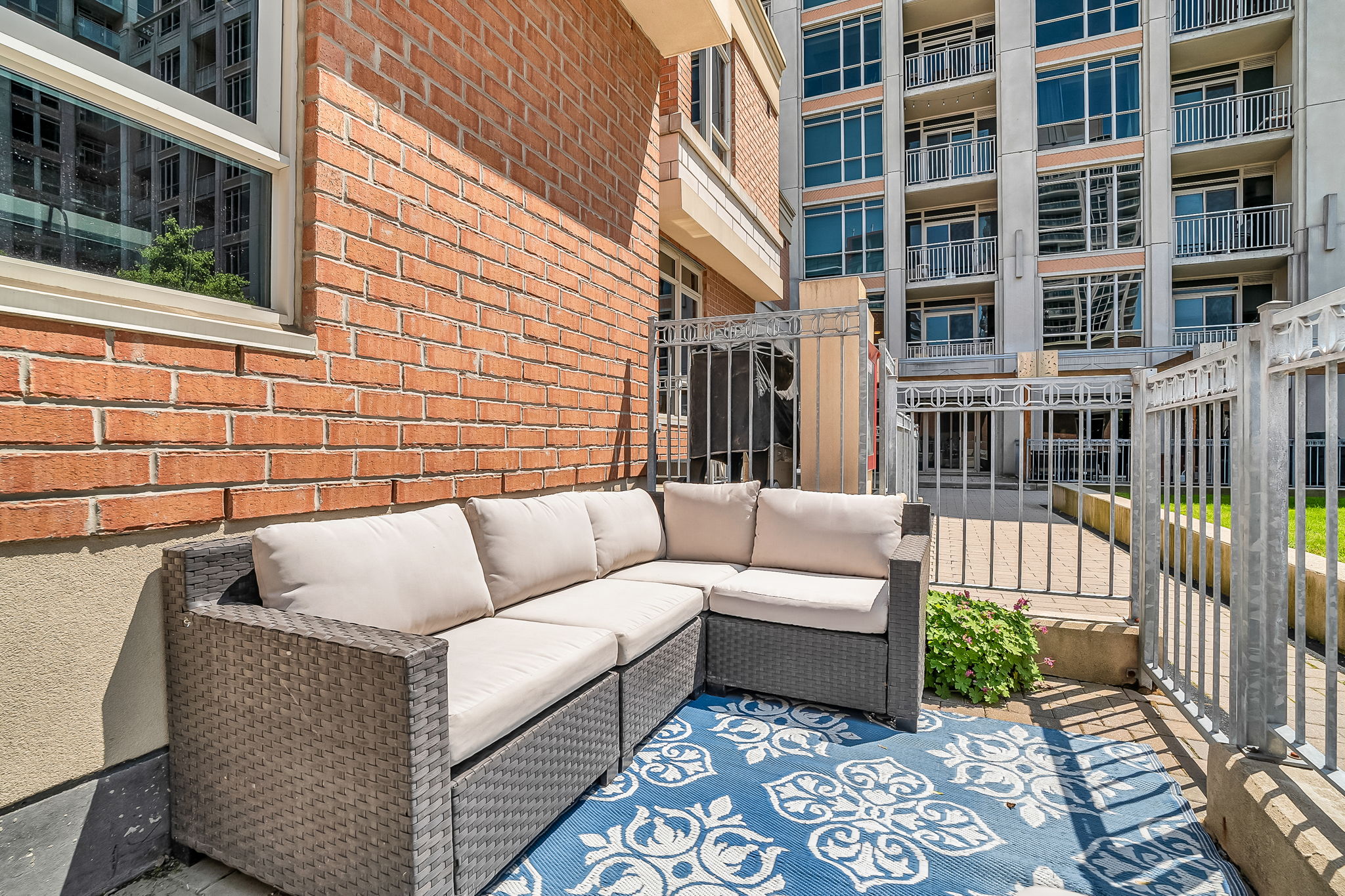 32-patio4