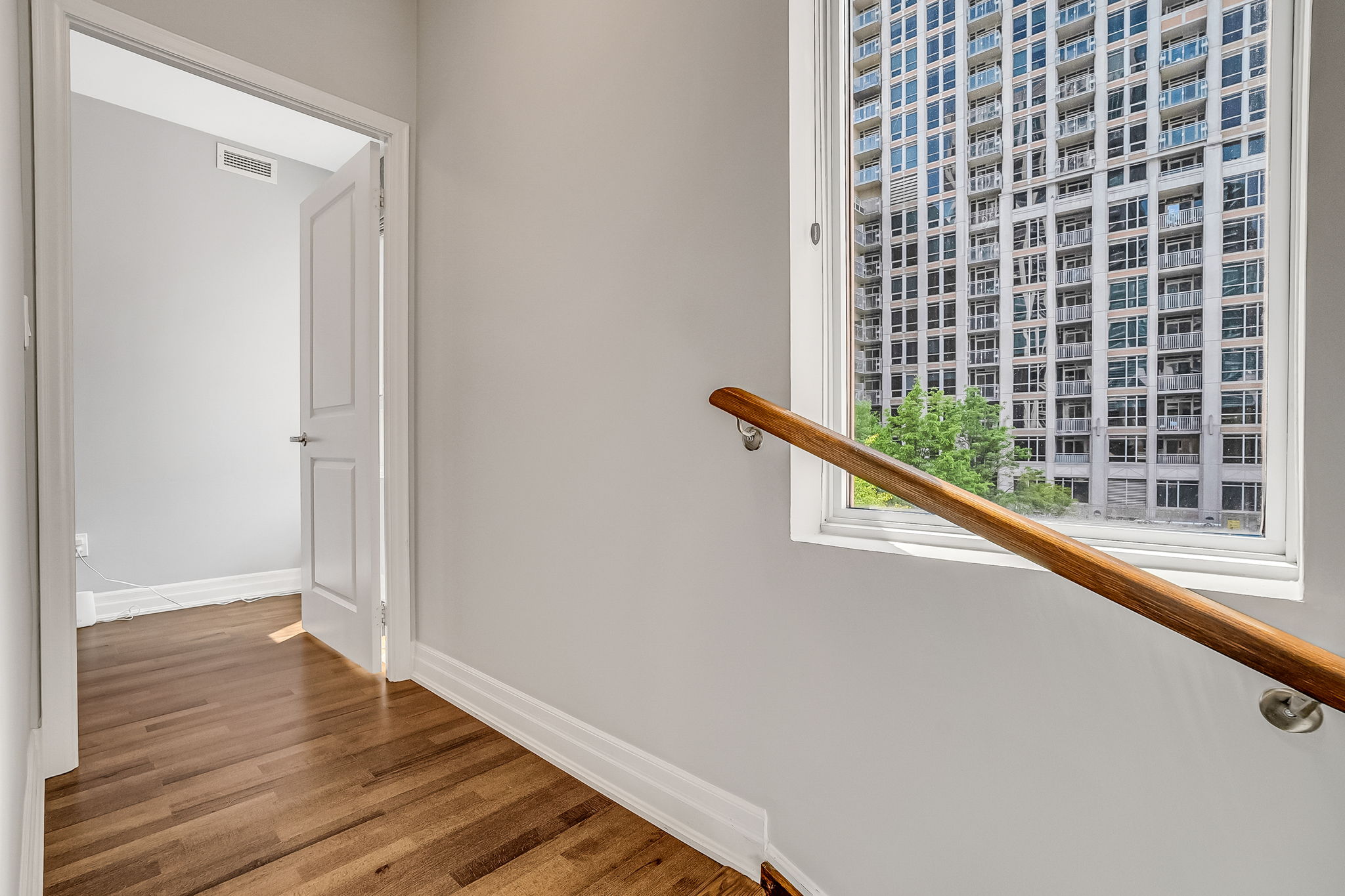 33-3rd floor hallway1