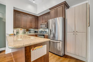 13-kitchen1