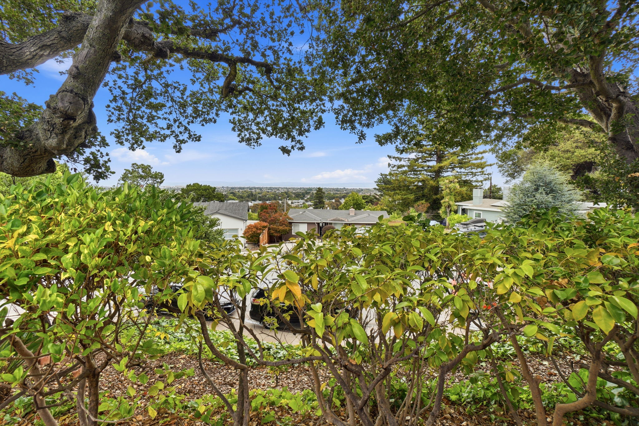 044_F8_18 Hillbarn Ct