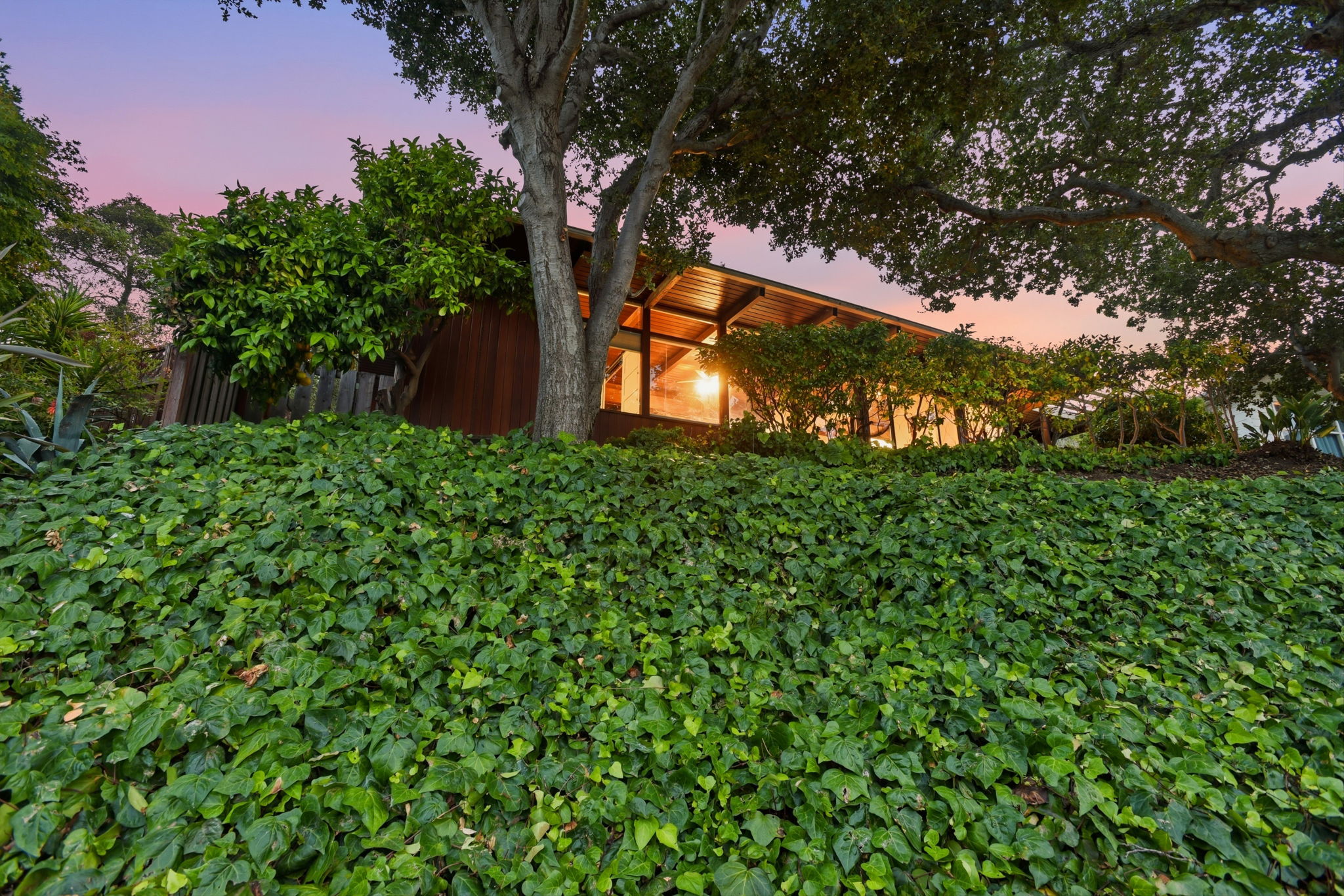 017_F8_TWILIGHT_18 Hillbarn Ct