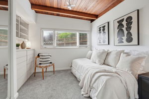 025_F8_18 Hillbarn Ct