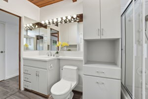 032_F8_18 Hillbarn Ct