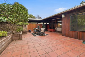 039_F8_18 Hillbarn Ct
