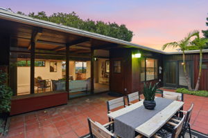 007_F8_TWILIGHT_18 Hillbarn Ct