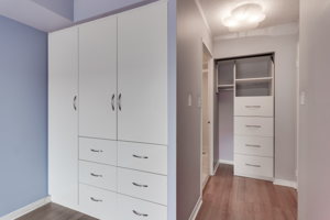 Primary Bedroom Closet