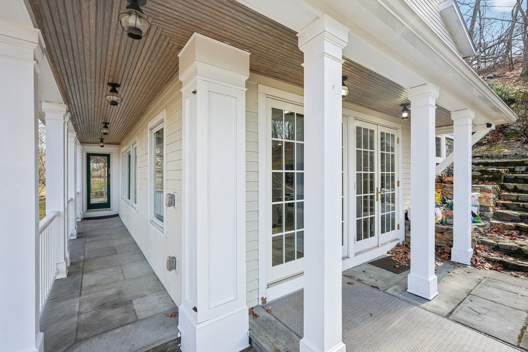 Juengstville Rd-S2203-004.jpg