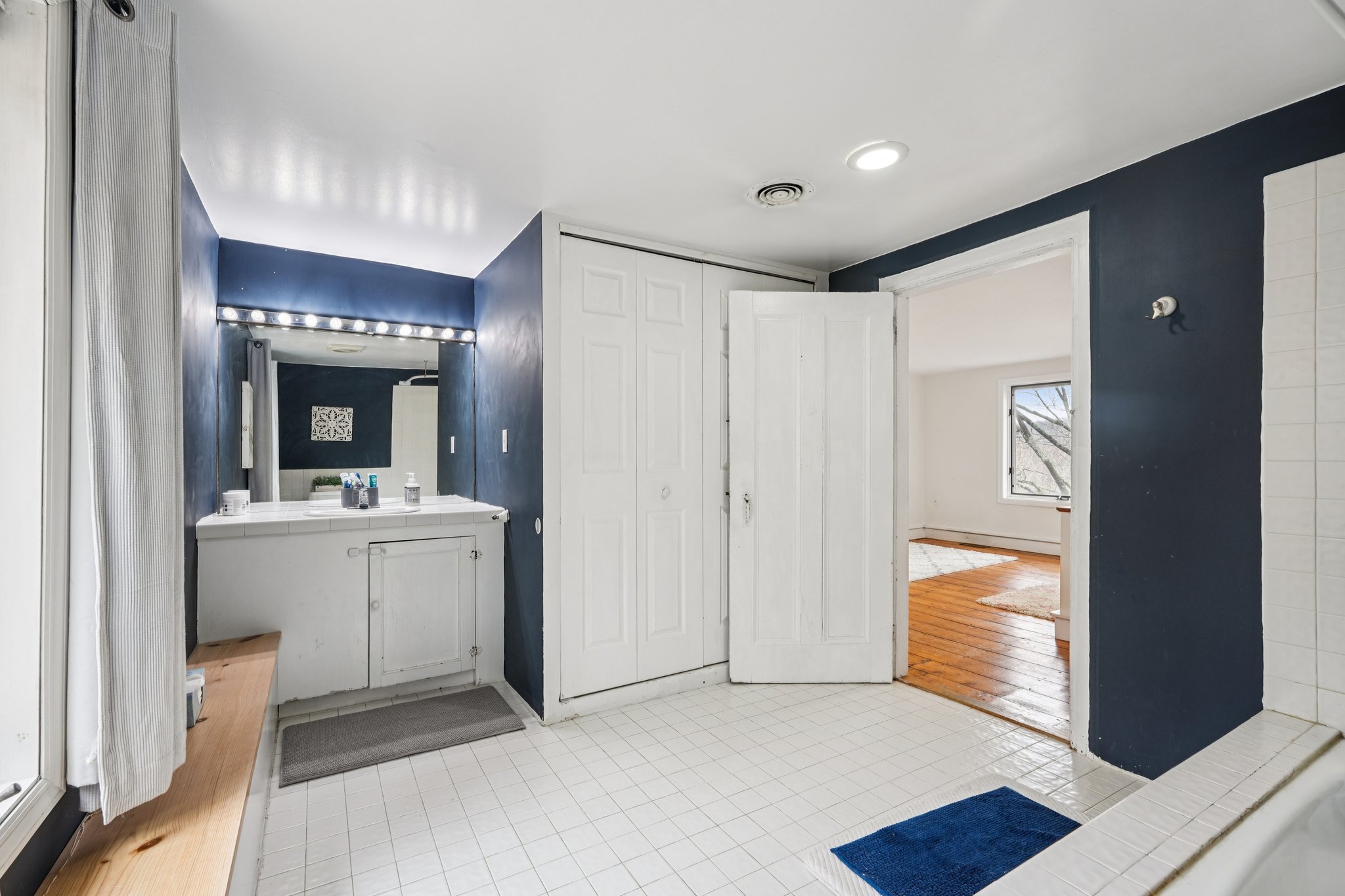 Juengstville Rd-S2203-034.jpg