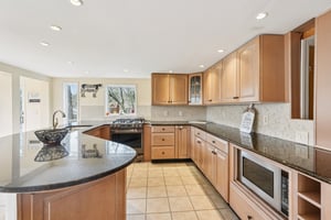 Juengstville Rd-S2203-024.jpg